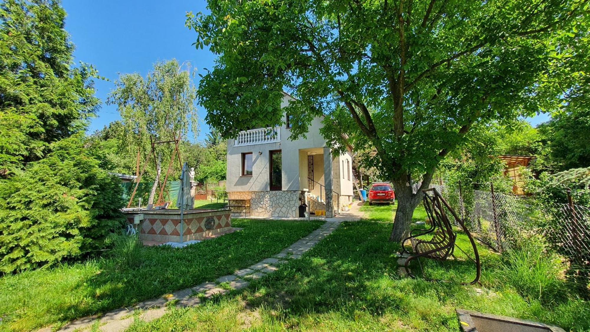 Pilis Hills View Deluxe House With Pool & Ac Near Bp Villa Pilisszentivan Bagian luar foto