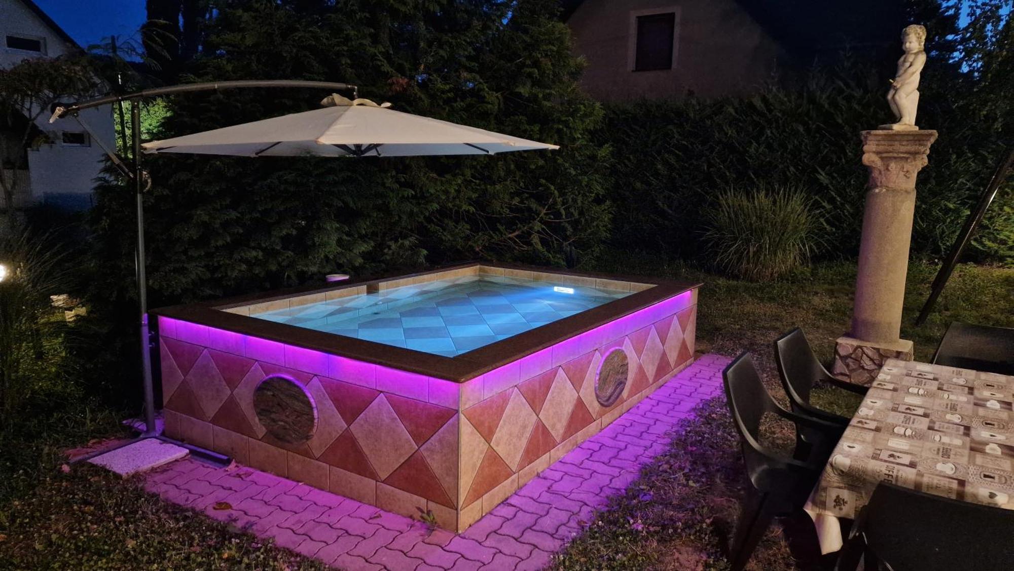 Pilis Hills View Deluxe House With Pool & Ac Near Bp Villa Pilisszentivan Bagian luar foto